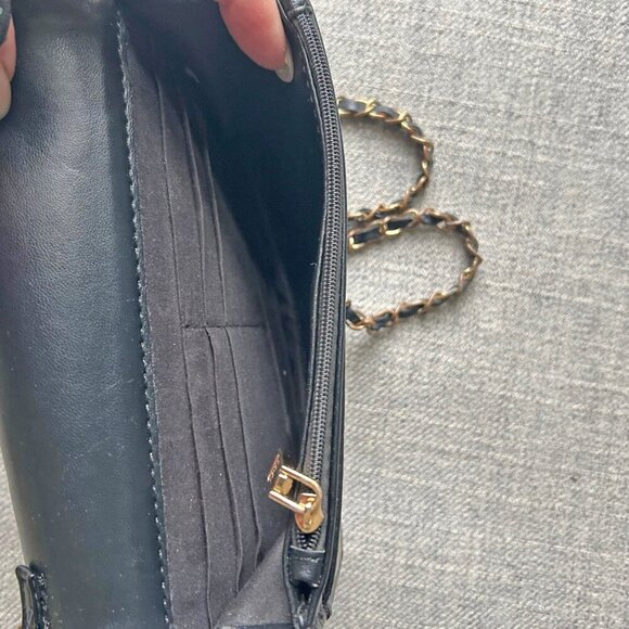 Badgley Mischka black debossed crossbody purse vegan leather - Picture 14 of 16